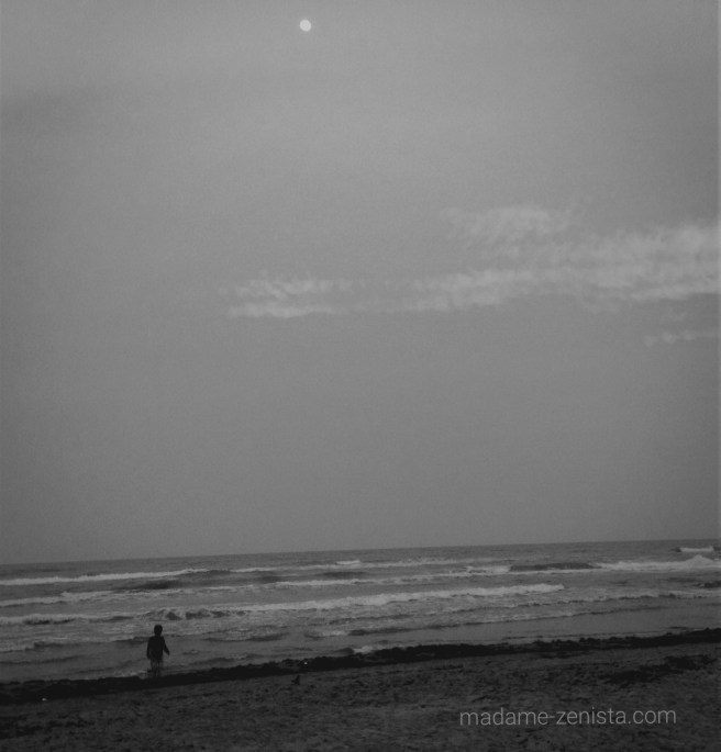 black and white photography, monochrome, madame-zenista.com