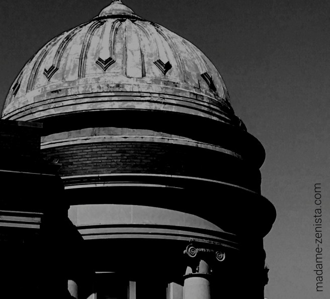 Monument, Black and white, B&W, Monochromes, Photography, iPhone,